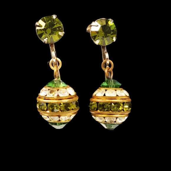 Vintage Egg Shape Clip-On Earrings Green Glass And Sparkling Rhinestones - Picture 1 of 6